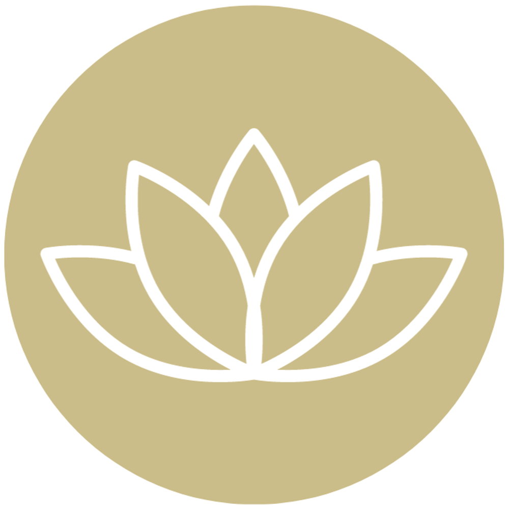 Weiße Umrisszeichnung einer Lotusblume auf beigem Kreis.