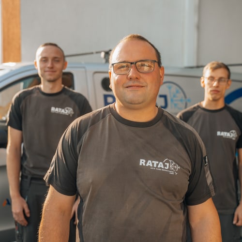 Team der Rataj GmbH – Partnerbetrieb von Riedel Media Consulting