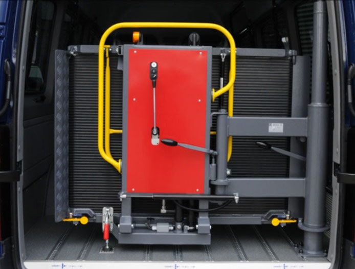 Renault Master mit Schwenklift BSL 350 – Bild 4