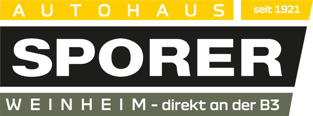 Logo "AUTOHAUS SPORER seit 1921 WEINHEIM - direkt an der B3" auf gelbem, schwarzem und grünem Hintergrund.