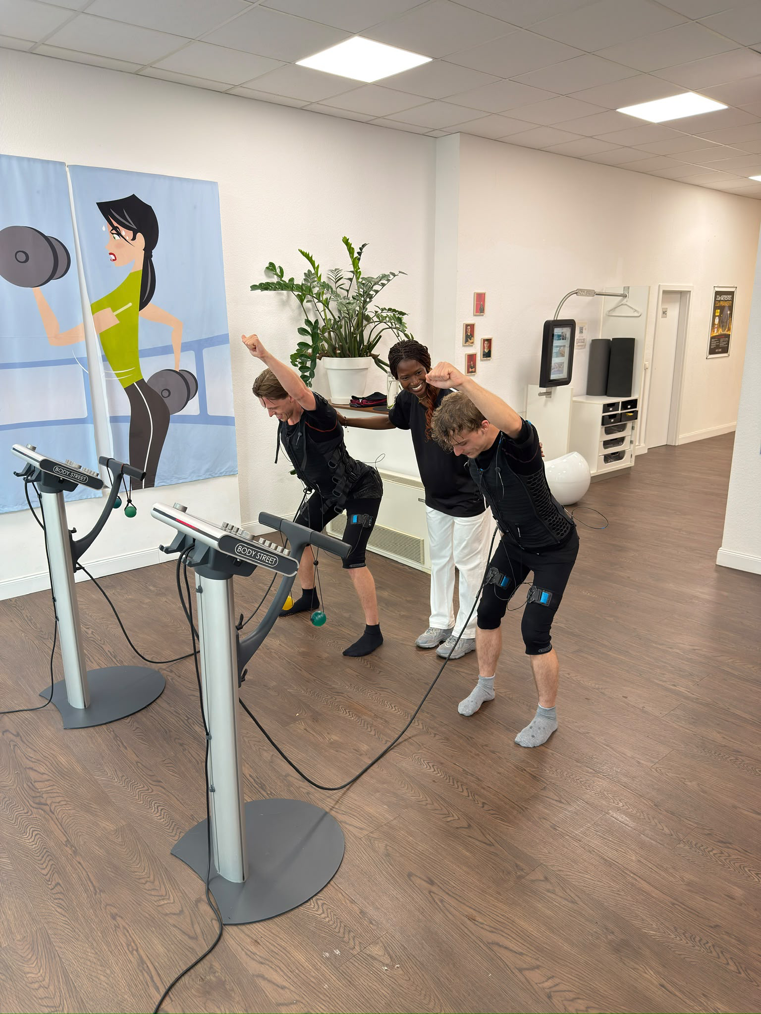 EMS-Training mit persönlichem Coach bei Bodystreet Berlin Antonplatz