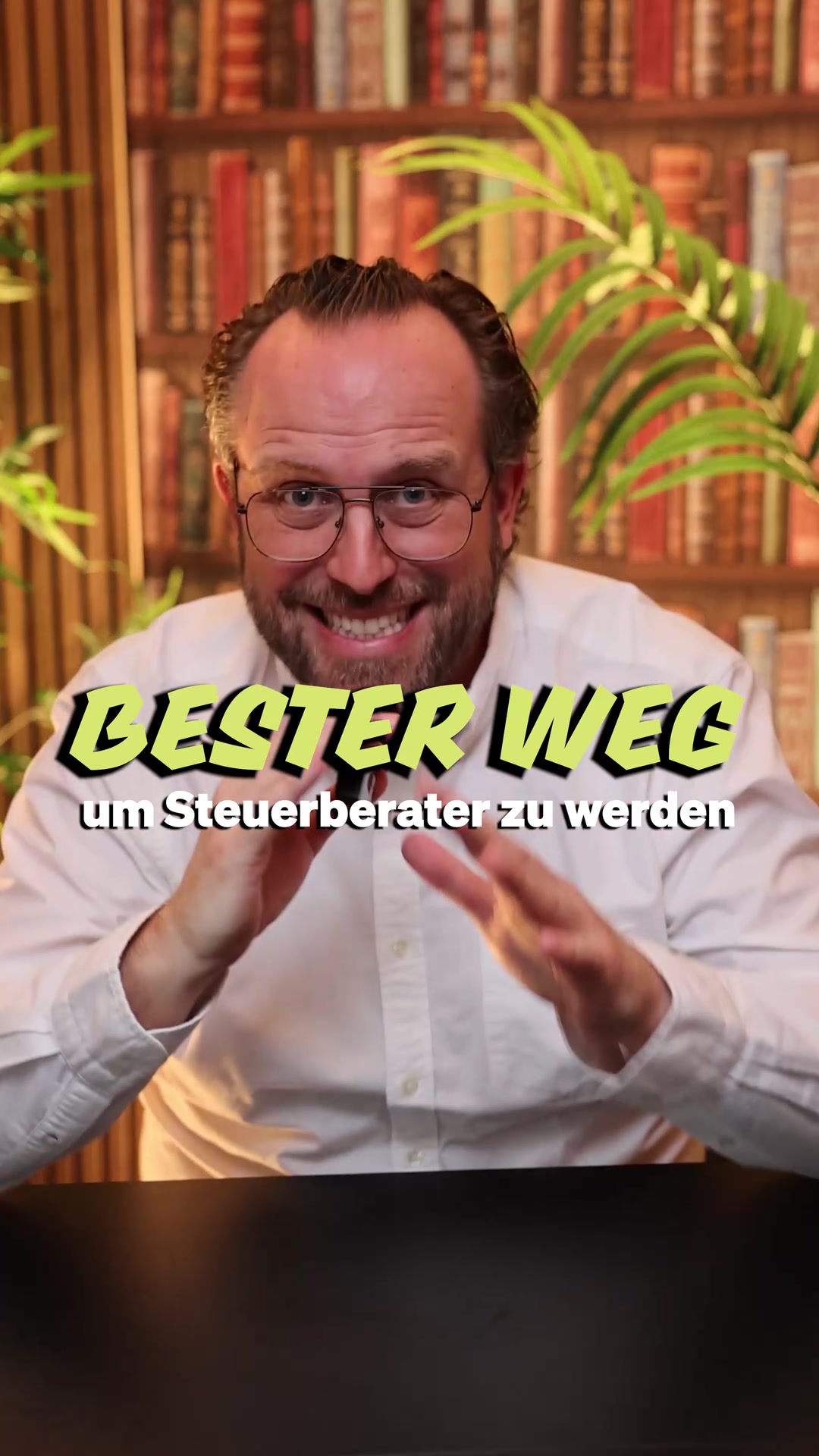 Standbild aus dem Video über den Weg zum Steuerberater