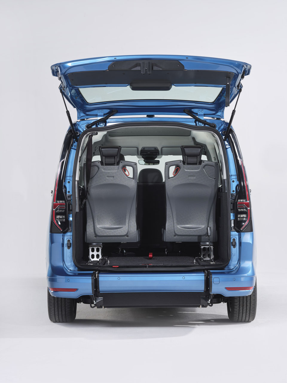 Caddy Maxi mit Heckausschnitt – Bild 7