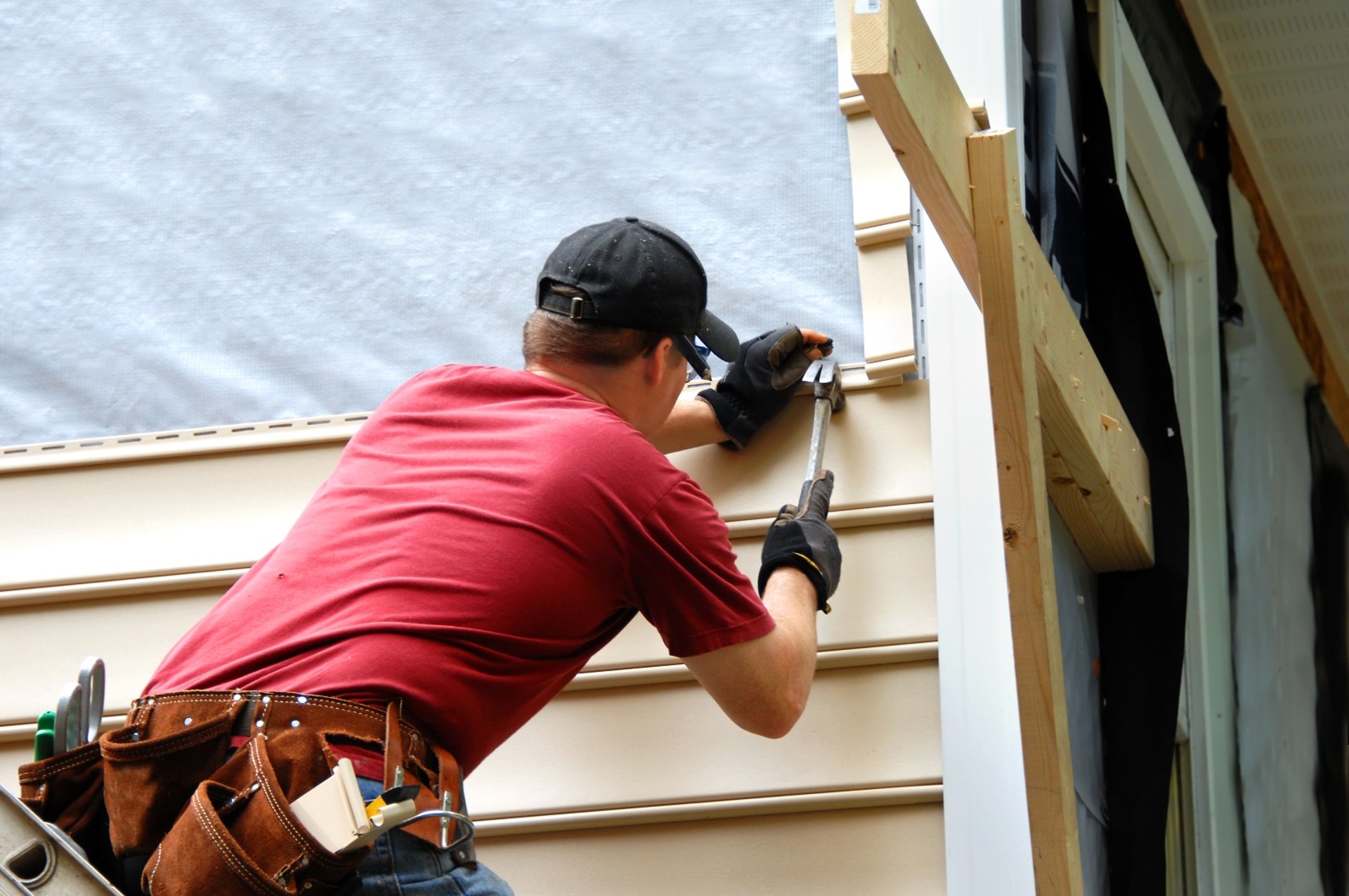 What to Expect During the Siding Replacement Process