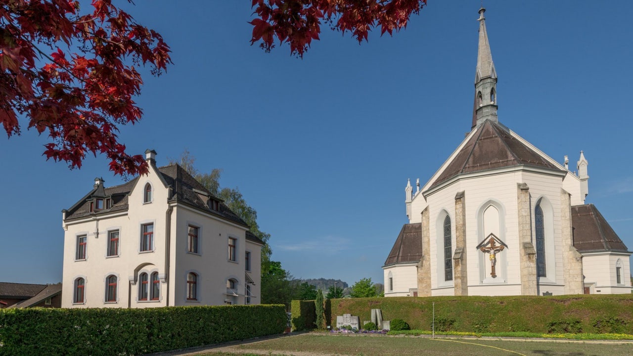 Kirche und Pfarrhaus