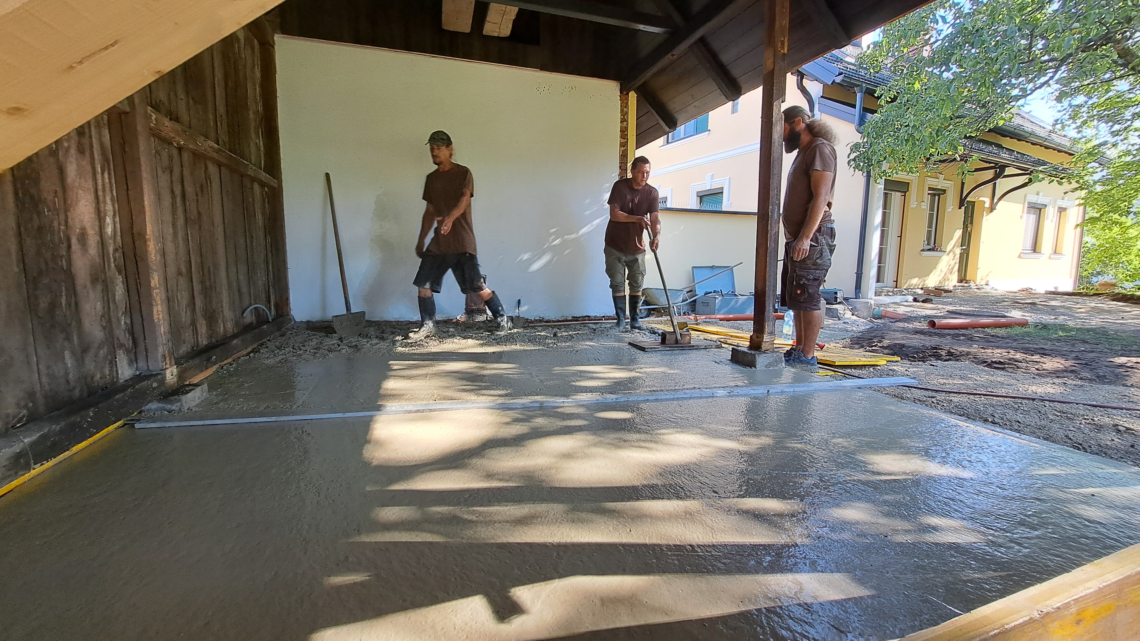 Garten Pfleger bei der Arbeit