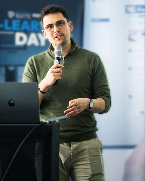 Timon Leu, Gründer von Raving Fans