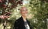 Portrait von Ulrike Hirsch in der Natur