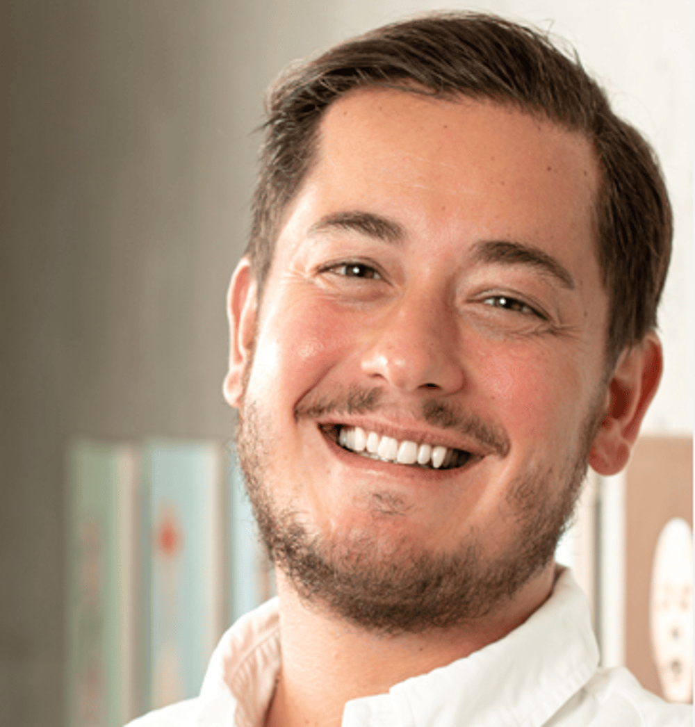 Dr. Julian Grashoff