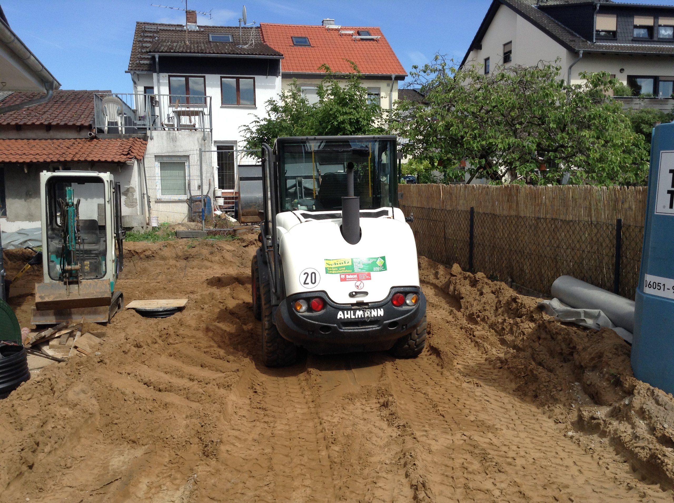 Schulz Garten- & Landschaftsbau bei der Arbeit