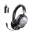 Schwarzes Gaming-Headset mit Mikrofon und passendem USB-Dongle.