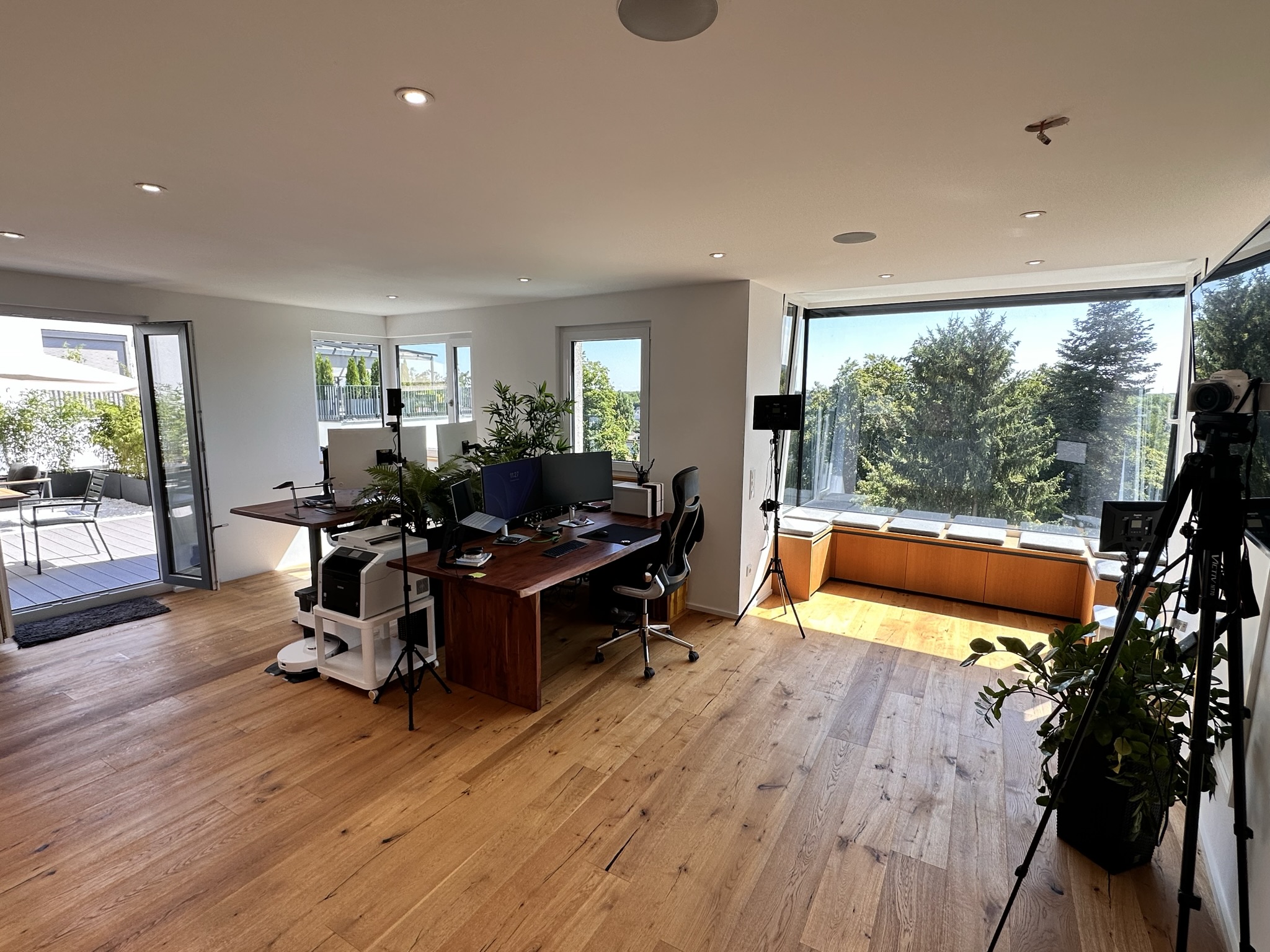 Blick in das Großraumbüro der Good News Company