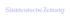 Süddeutsche Zeitung Schriftzug in hellblauer Serifenschrift auf schwarzem Hintergrund.