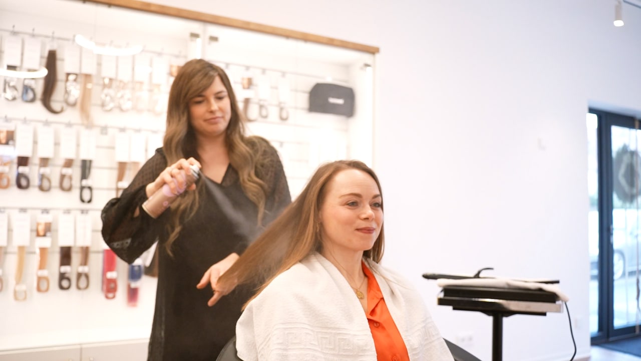 Friseurberatung bei Julia Schleyer Friseure in Buchbrunn