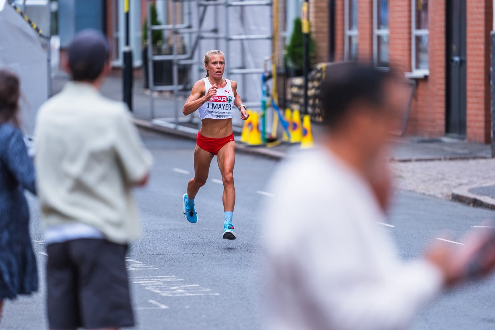 Julia Mayer beim Marathon der Europameisterschaft 2026 in Birmingham