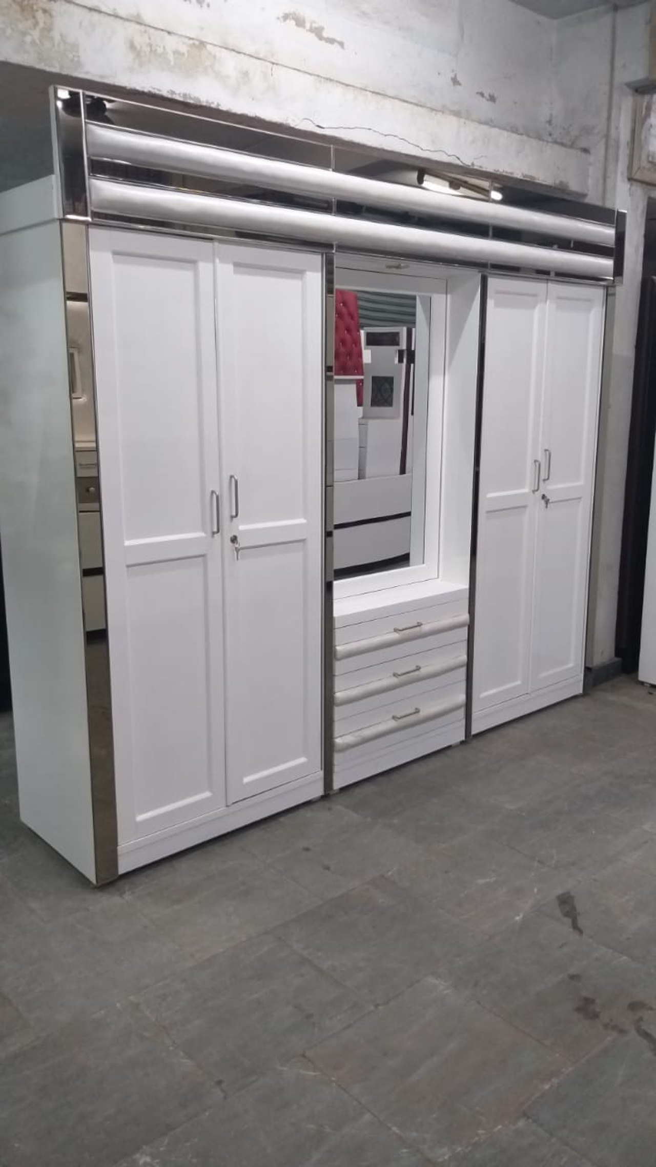 White Mirror Dresser Wardrobe