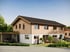 Visualisierung: Carport mit zwei Stellplätzen und begrüntem Dach neben dem Haus