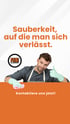 Ein Mann in Schürze und Handschuhen wischt mit einem Tuch; Text: "Sauberkeit, auf die man sich verlässt. Kontaktiere uns jetzt!"