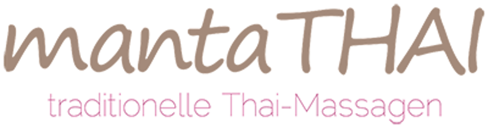Manta THAI traditionelle Thai-Massagen Logo in Braun und Magenta auf dunkelgrünem Hintergrund.