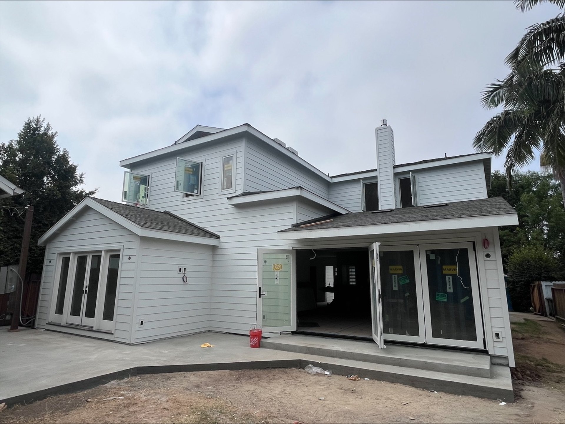 A Modern Two-Story New Build Enhanced with James Hardie Siding in Los Angeles, CA
