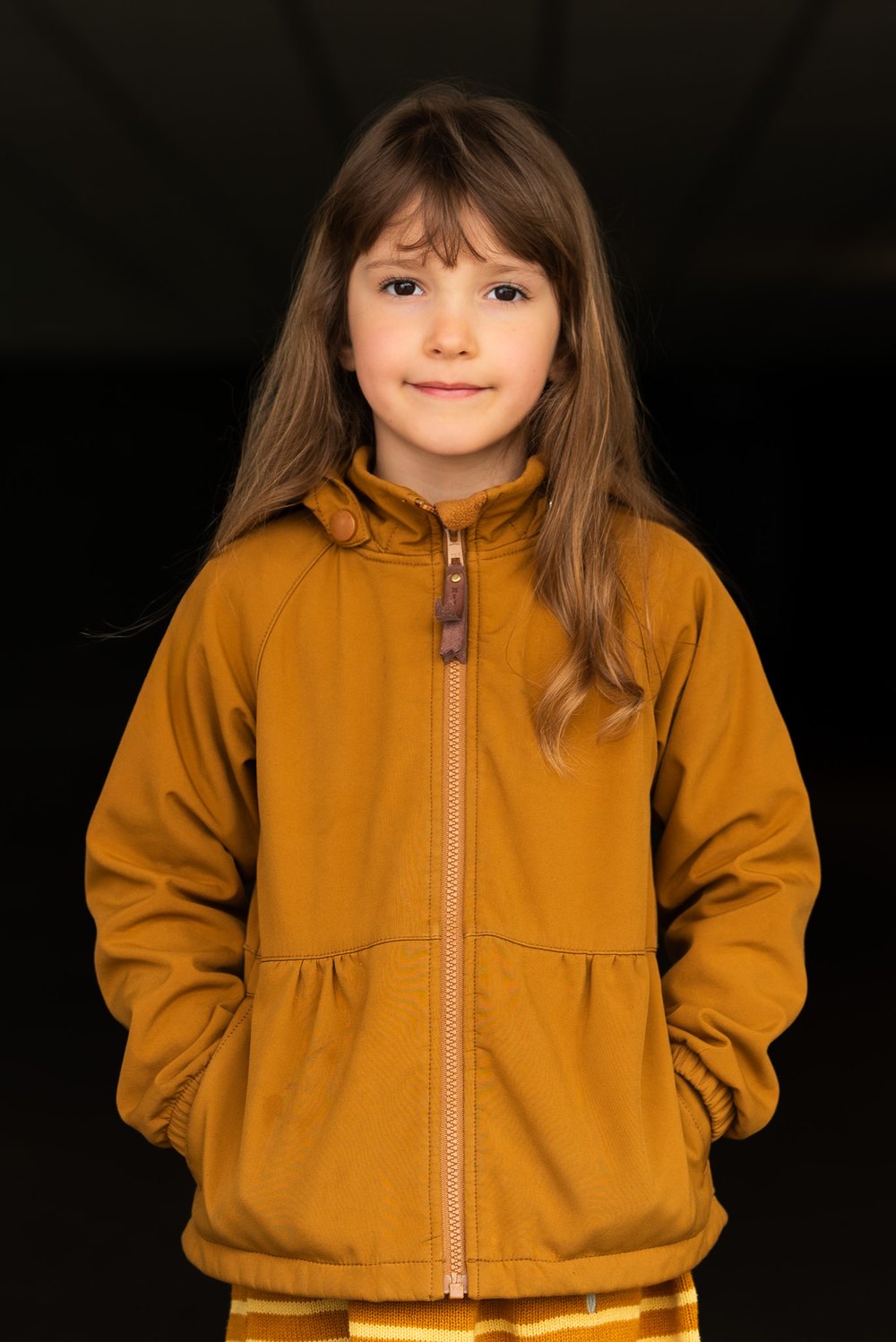 Individuelles Kinderporträt, das den Charakter des Kindes zeigt
