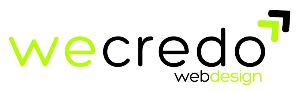 Wecredo Webdesign Logo mit grüner und schwarzer Schrift, sowie einem Pfeil nach oben rechts.