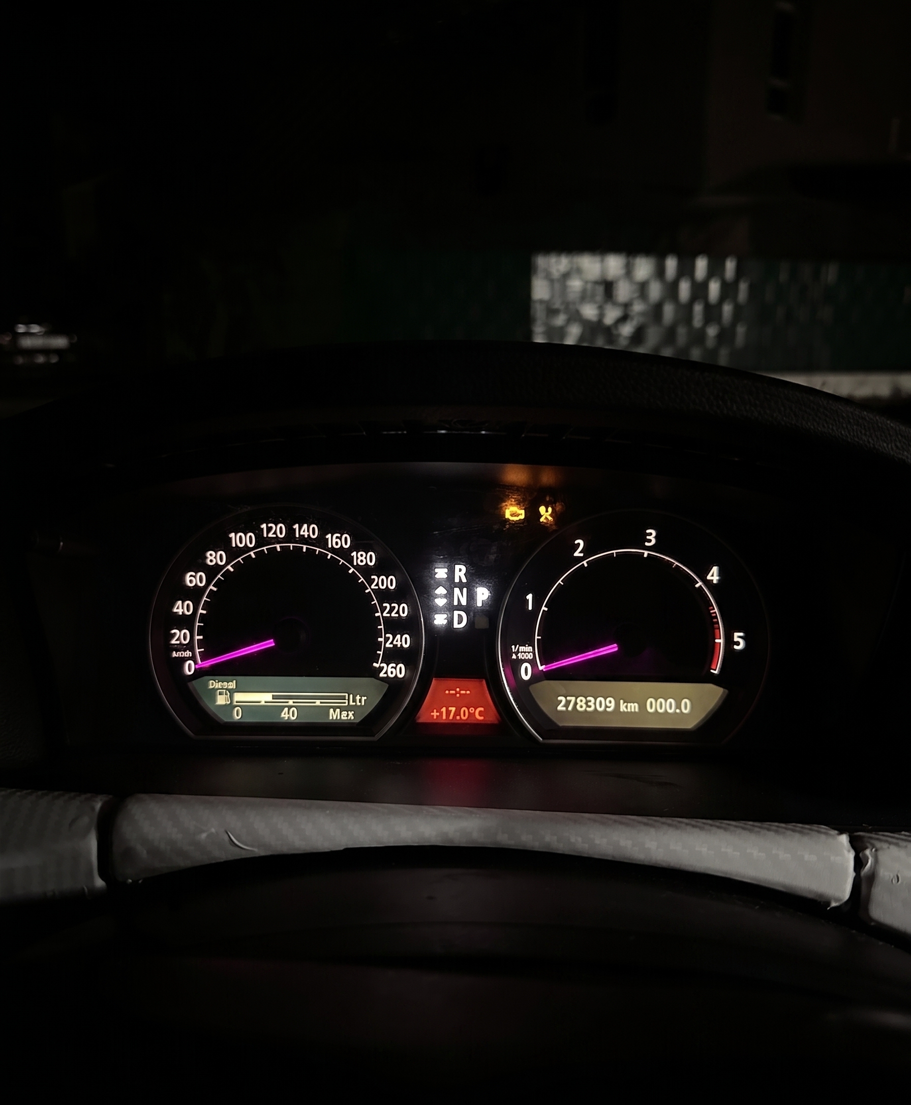 BMW E65 Magenta Nadeln Ohne Display