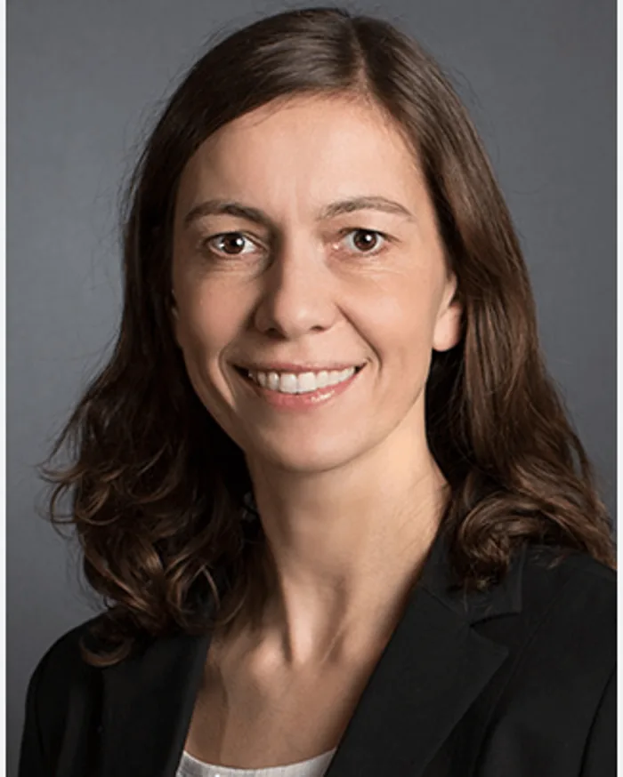 Zahnärztin Dr. Mirjam Kümmel