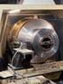 CNC-Drehbearbeitung eines Bauteils mit zentraler Bohrung