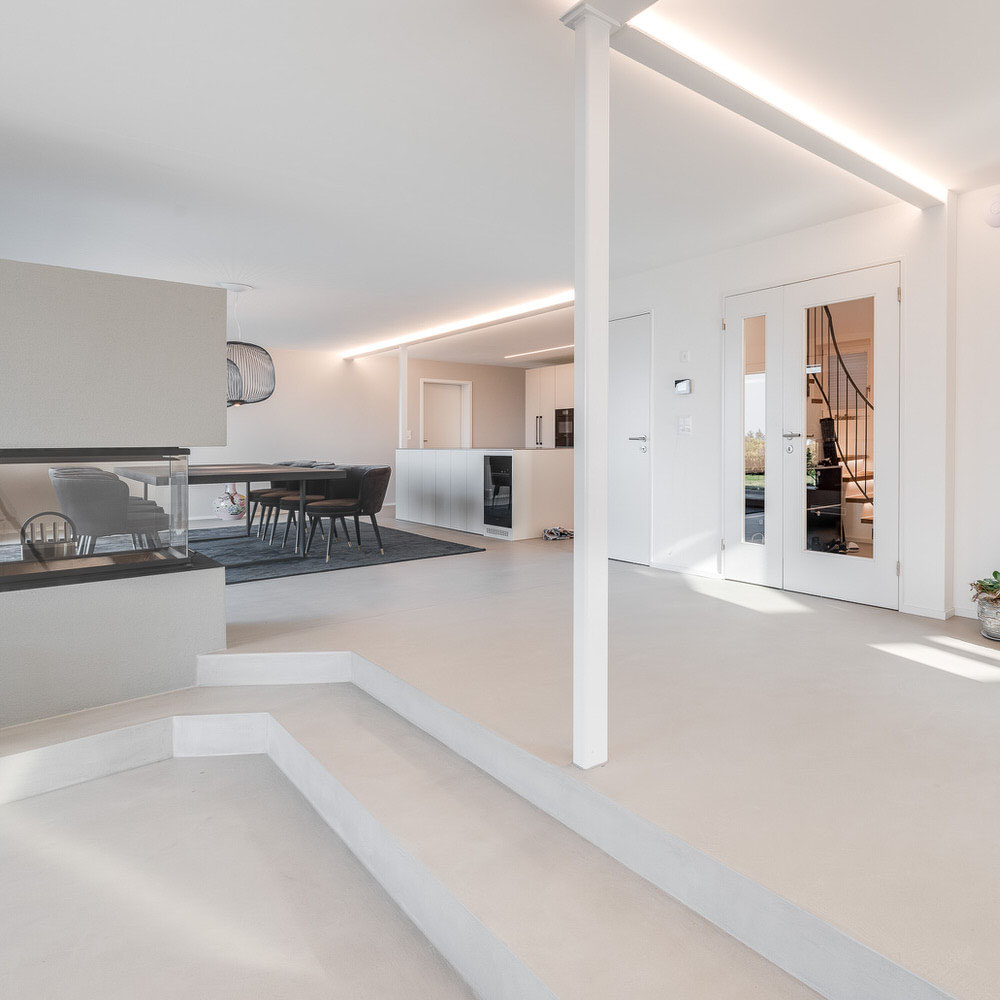 Bodensanierung und -erneuerung in Villa