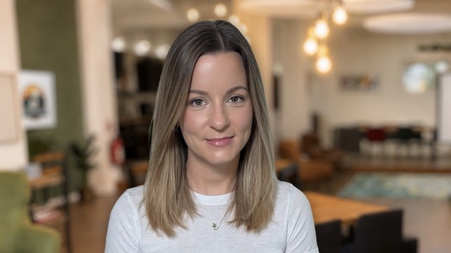 Malena Gahr, Kundenkommunikation und Seminarplanung bei NEOP