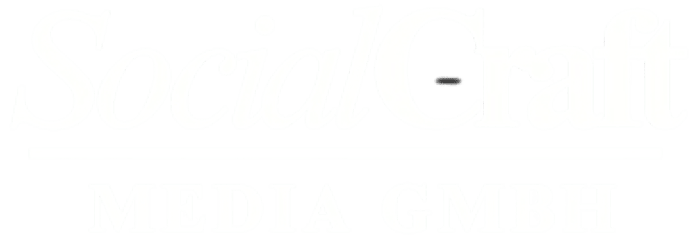 SocialCraft MEDIA GMBH Logo in Weiß auf grünem Hintergrund.