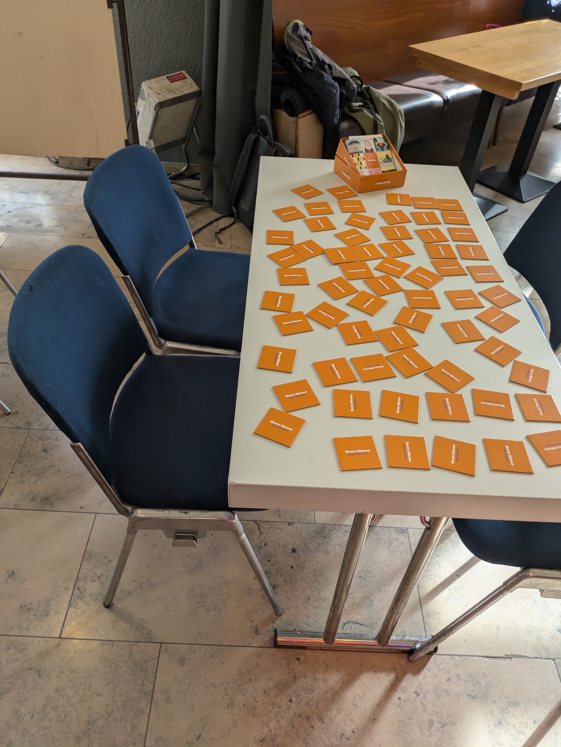 Bonn Memo am Spieltisch