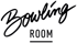 Schwarzer Text auf grünem Hintergrund: "Bowling" in kursiver Handschrift über "ROOM" in Großbuchstaben mit Unterstrich.