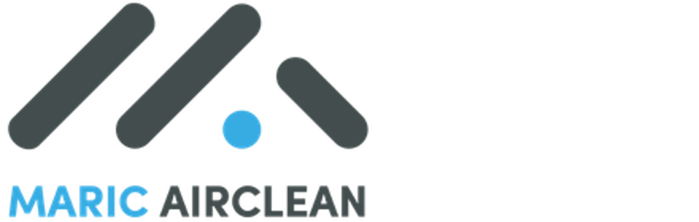 Maric Airclean Logo mit drei grauen Balken, einem blauen Punkt und dem Markennamen auf schwarzem Hintergrund.