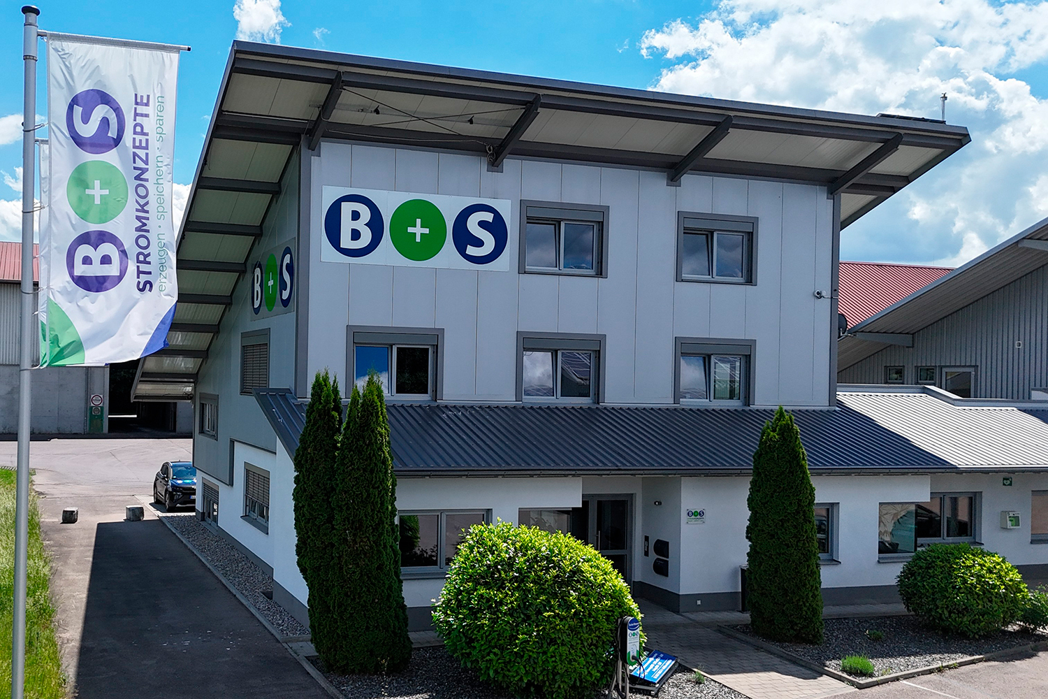 Das Team von B+S Stromkonzepte freut sich dich kennenzulernen.