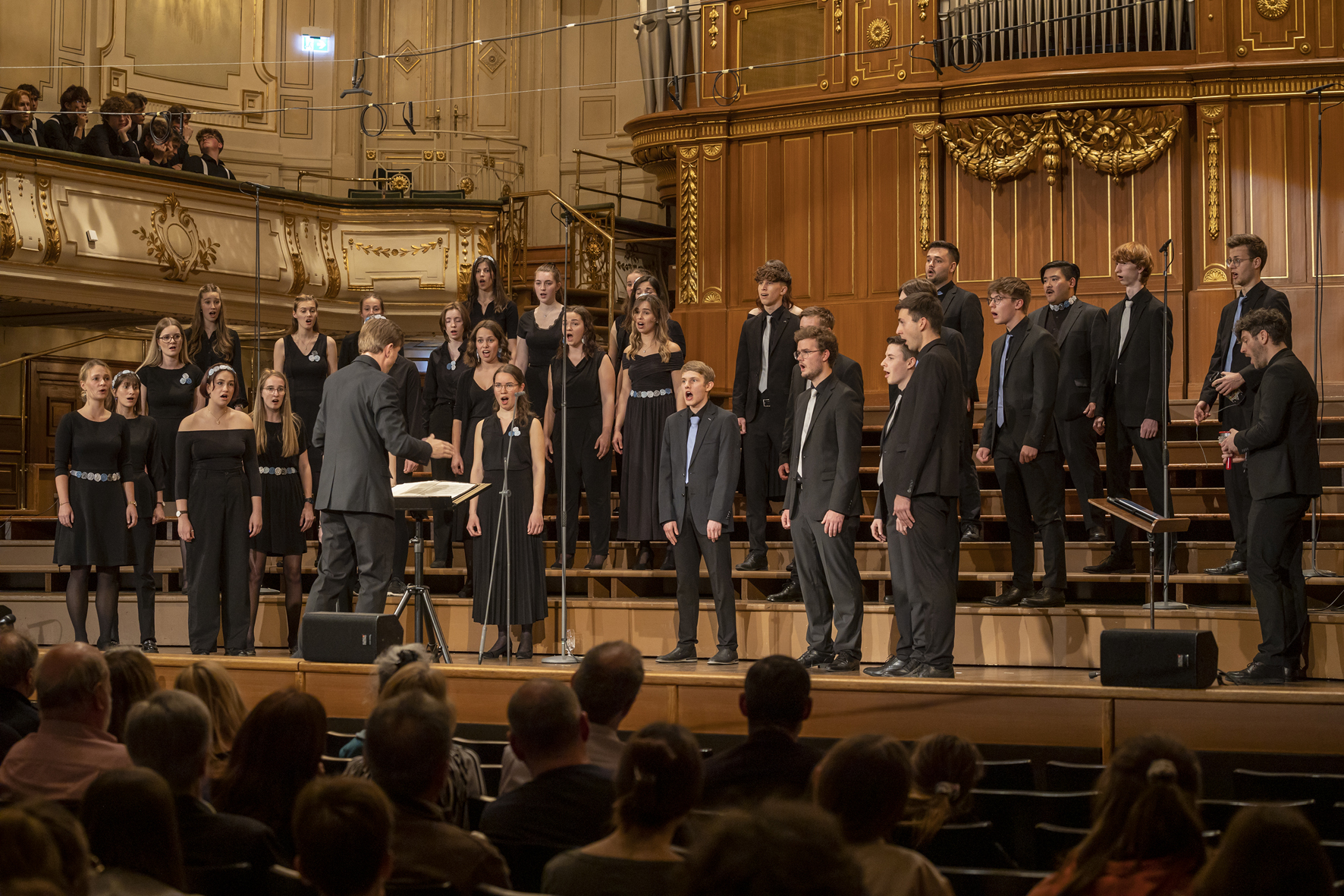 Kärntner Landesjugendchor singing in the Stefaniensaal Graz, Voices of Spirit 2023