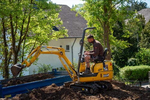 Umgestalteter Garten von Calis Gartenbau