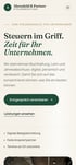 Beispiel-Website einer Steuerkanzlei auf dem Smartphone