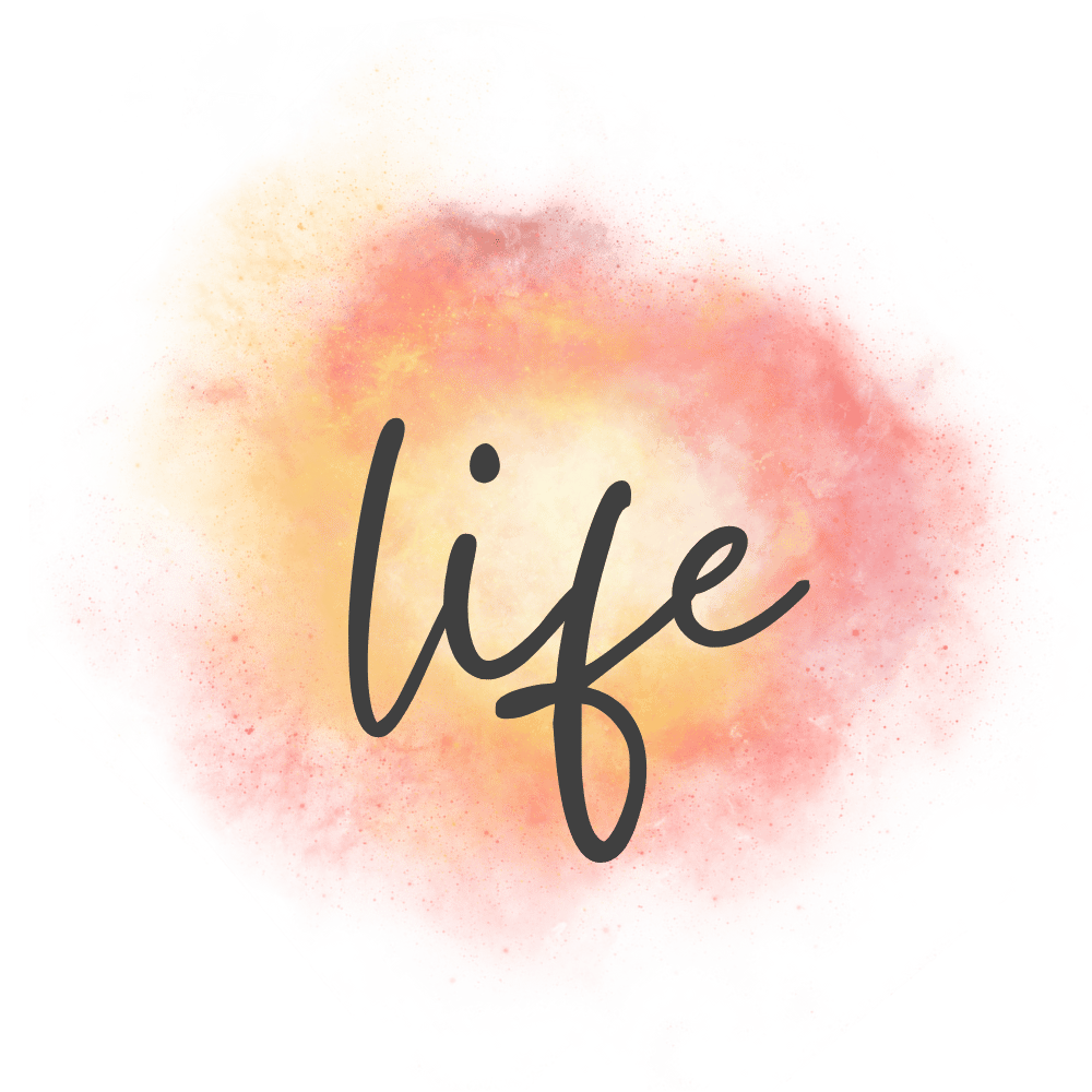 Aquarell-Farbklecks in Orange und Rot mit dem Wort "life" in der Mitte.
