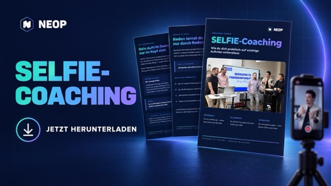 Einzelnes Presence Paper aufgeschlagen