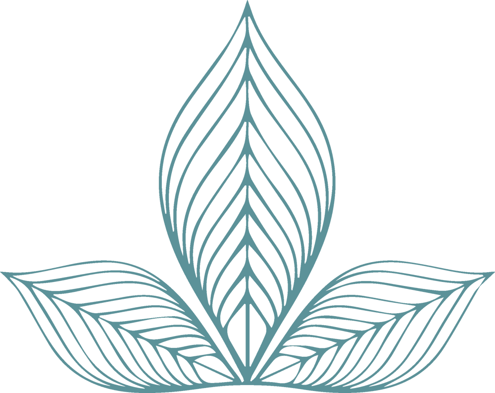 Drei stilisierte Blätter in Blaugrün, die sich von einem dunkelgrünen Hintergrund abheben.