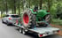 Traktor-Transport im Grünen