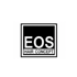Schwarz-weißes Logo von EOS HAIR CONCEPT in einem quadratischen Rahmen auf schwarzem Hintergrund.