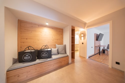 Familienappartement Wohnbereich Hotel Adler Ehingen Schwäbische Alb