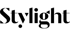 Stylight Logo in schwarzer Schrift auf weißem Balken, grüner Hintergrund