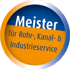 Rundes Logo mit den Worten "Meister für Rohr-, Kanal- & Industrieservice" in Weiß und Blau auf orangem Hintergrund.