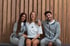 Kolleginnen und Kollegen von Physio CKI lachen gemeinsam
