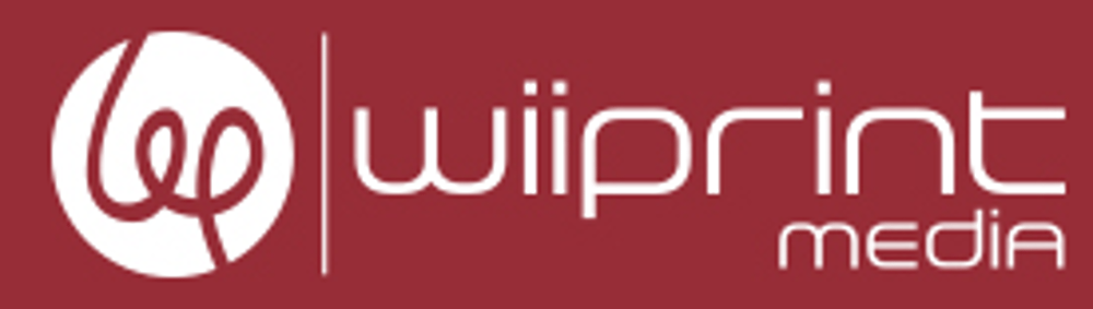 Logo auf rotem Hintergrund mit weißem Kreis, der eine geschwungene Form enthält, und dem Text "wii print MEDIA".