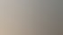 Ein Streifenfundament das Frisch gegoßen wurde und an dem noch die Schalung angebracht ist.